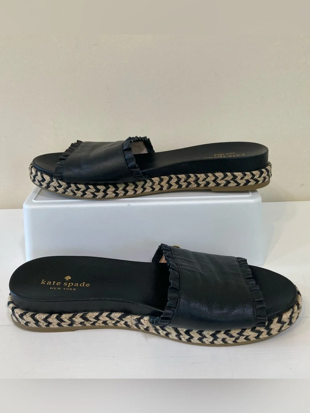 Kate Spade NY Zahara Womens Sz 8 Black Leather Slide Sandals